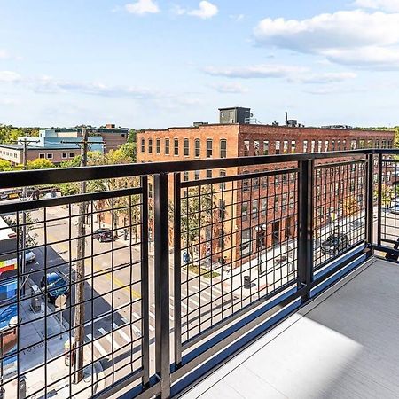 Downtown Ann Arbor 2 King Bed Balcony Apartment Esterno foto